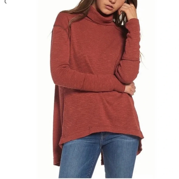 Free People We the Free Split Back Turtleneck
Long Sleeve in Burnt Orange - Picture 1 of 15